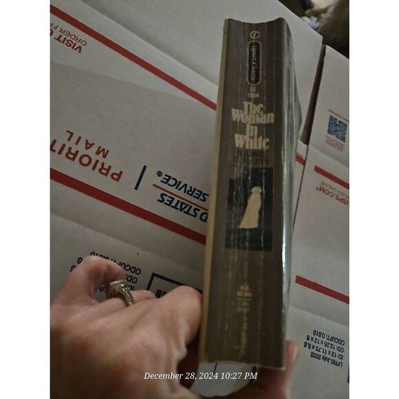 The woman in white by Wilkie Collins signet classics isbn 0451519043 - Picture 2 of 5
